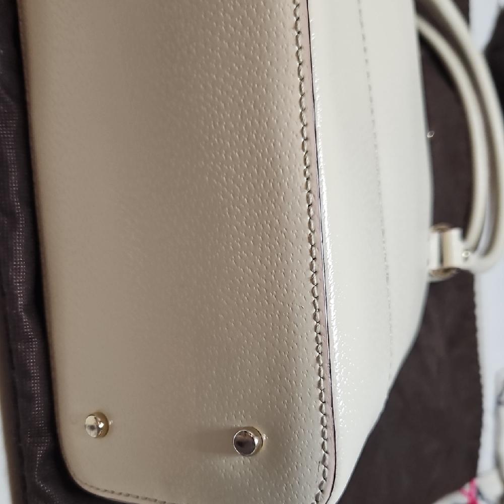 Kate Spade Wellesley Rachelle Cream Satchel - Picture 4 of 8